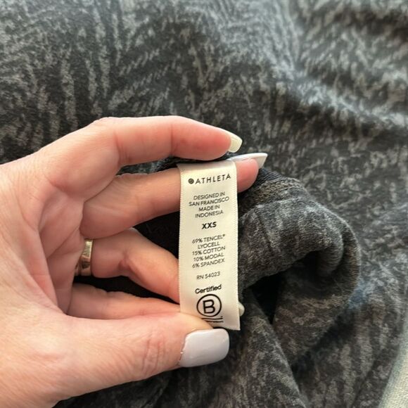 Athleta Studio To Street Print Sweatshirt in Charcoal Heather Medusa XXS - Picture 4 of 4